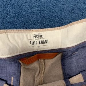 Dockers. Pacific Field Khakis